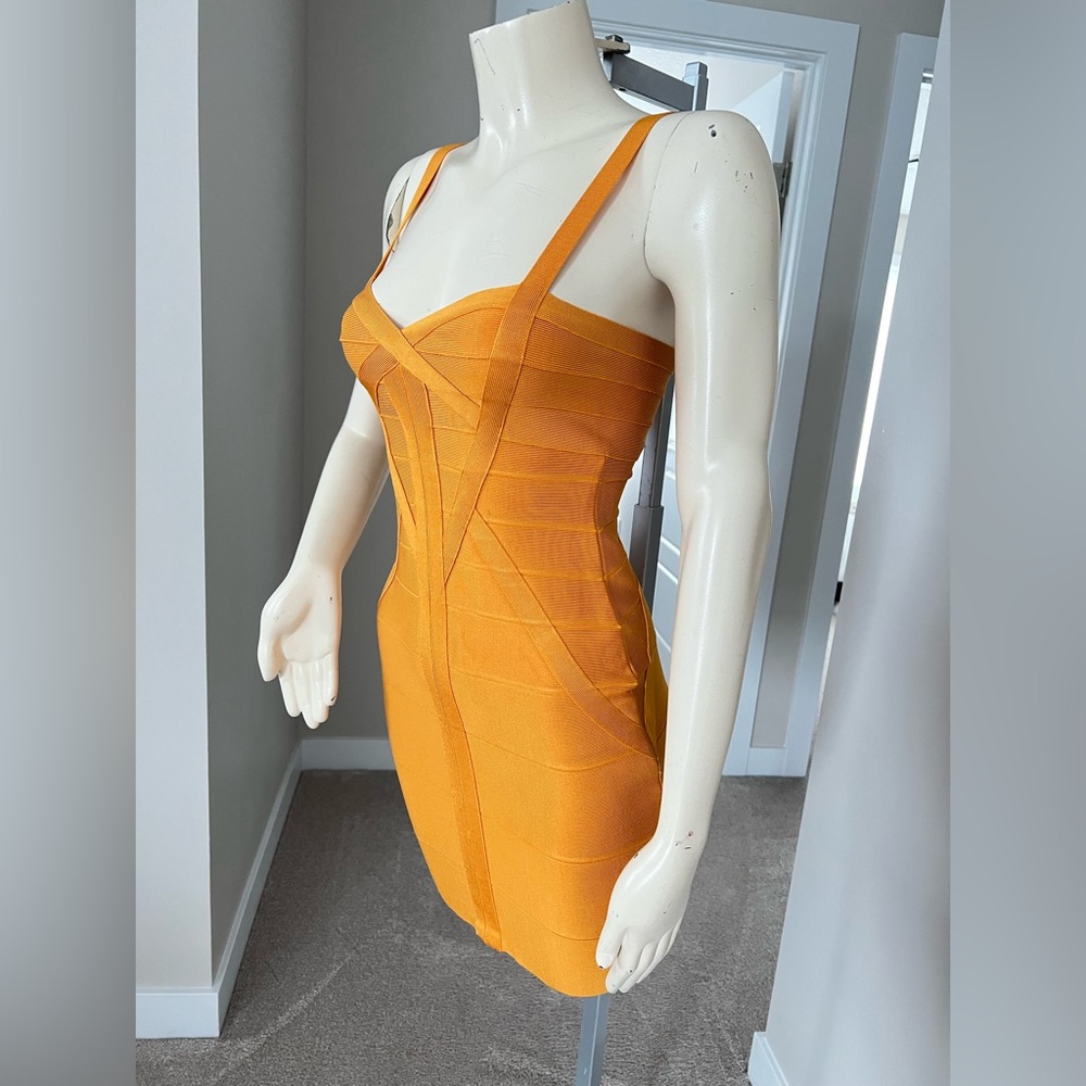 Custom-Made Orange Bodycon Dress – Size S - Picture 4 of 8